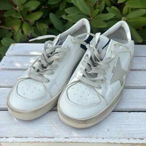 Golden Goose Stardan Leather Sneakers - Size 40 (Fits like a Women's size 8.5/9)